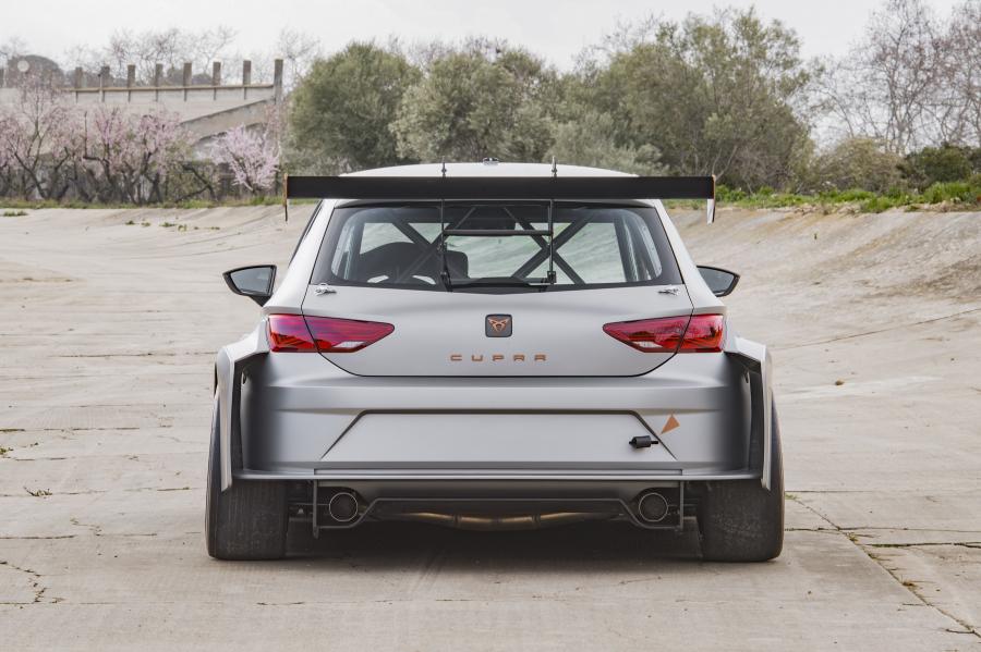  Cupra Leon TCR 2018 года  (фото 13 из 15)